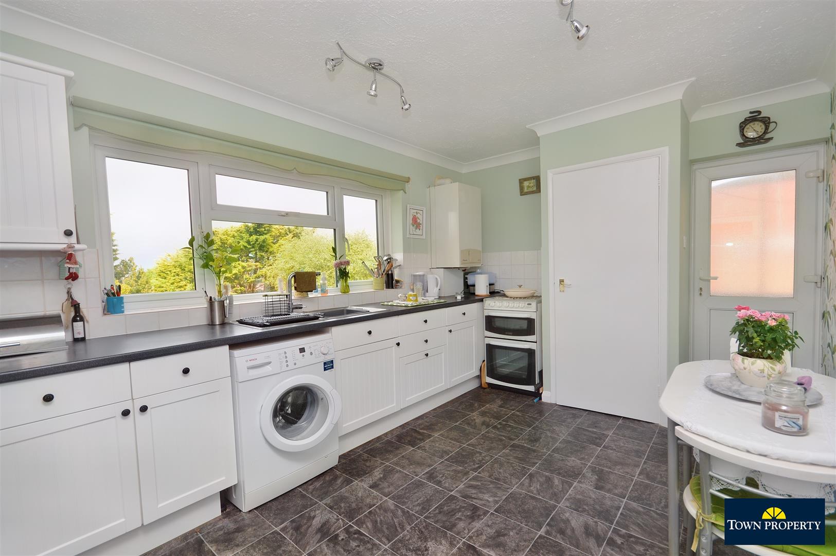 Property Details for Mill Road, Eastbourne Town Property Estate